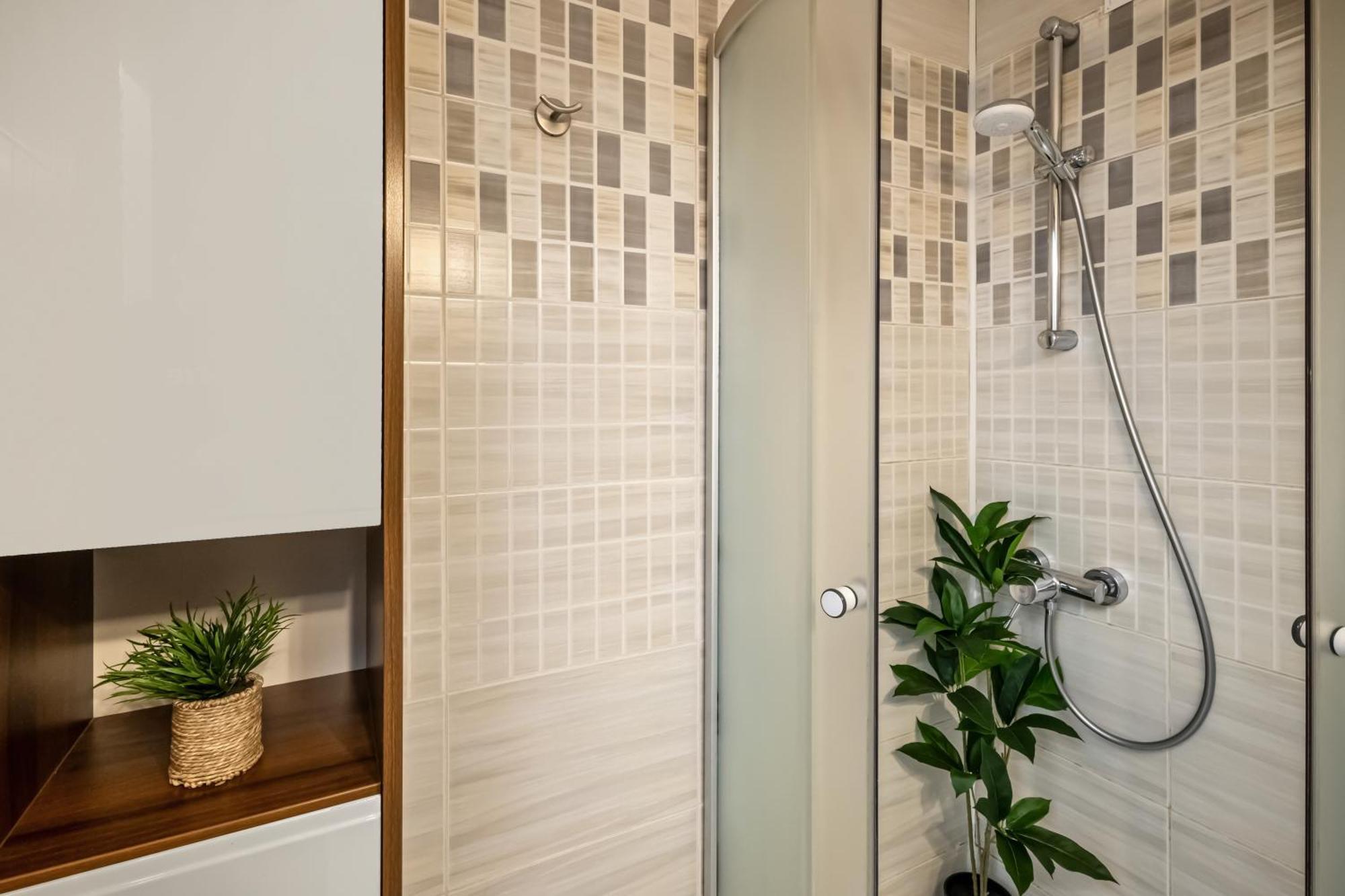 Earthy Escape - Central Apt With Balcony Bukareszt Zewnętrze zdjęcie