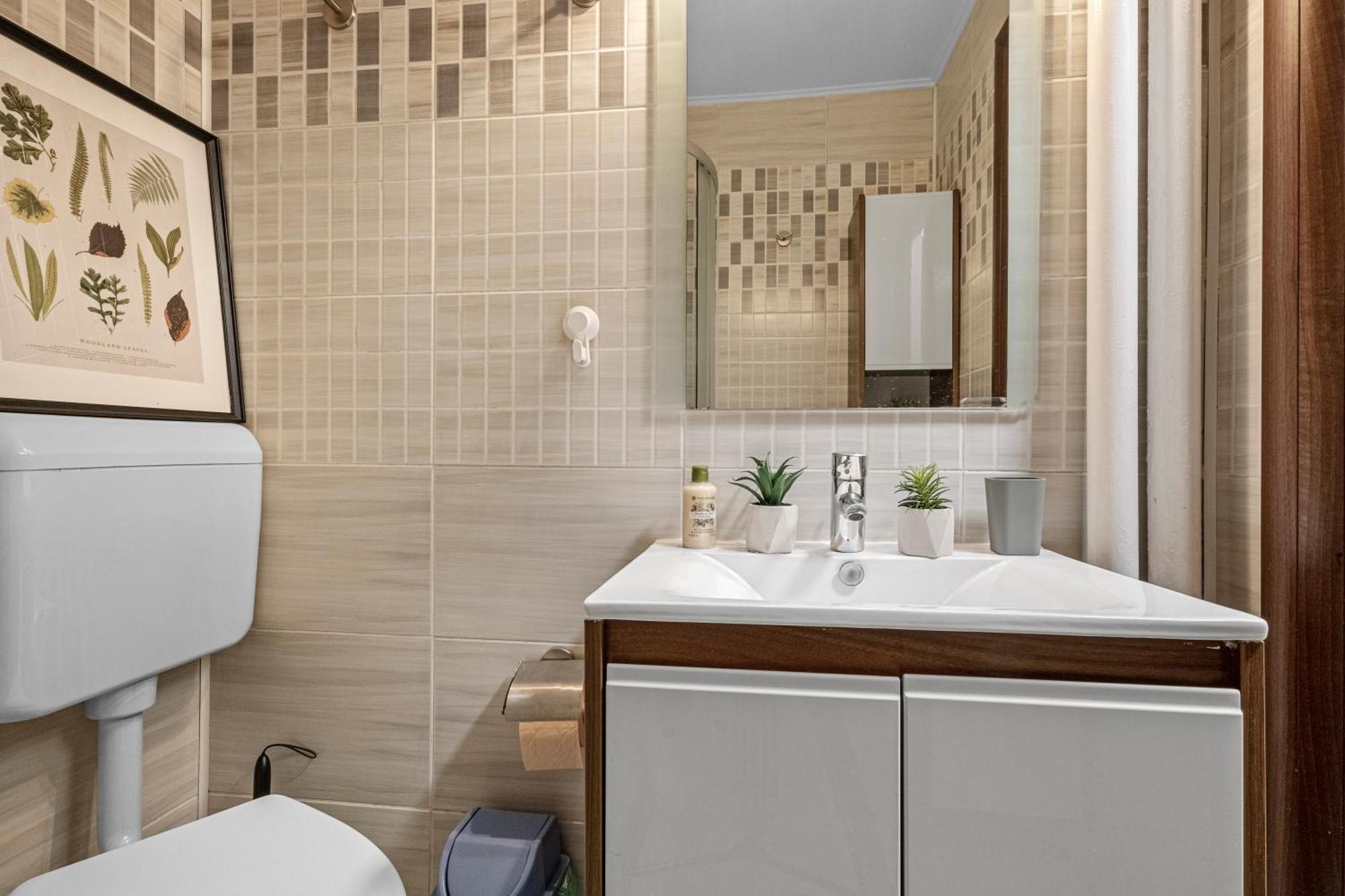 Earthy Escape - Central Apt With Balcony Bukareszt Zewnętrze zdjęcie