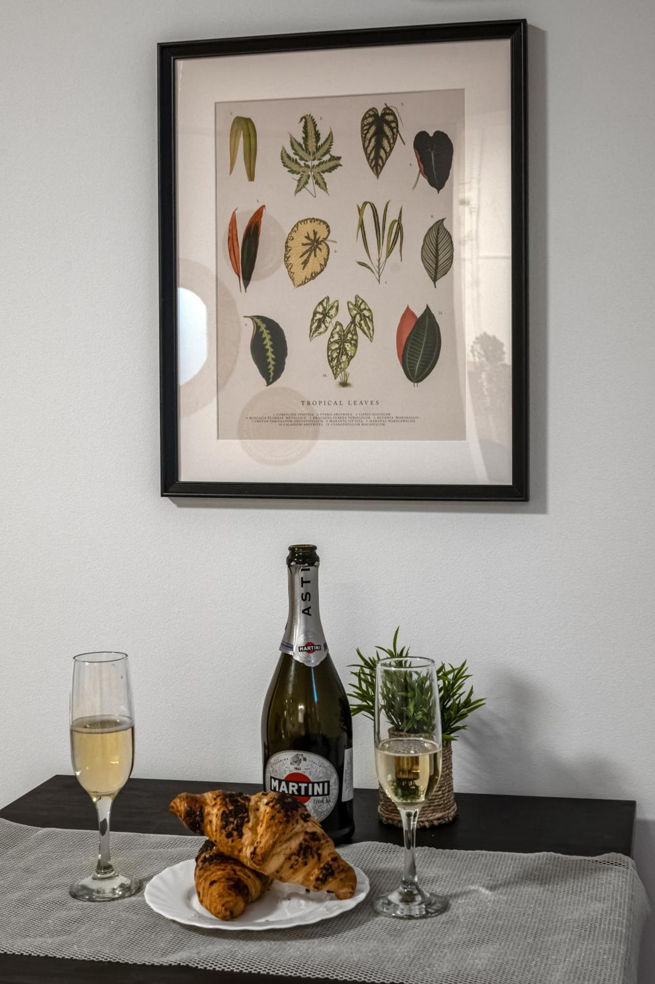 Earthy Escape - Central Apt With Balcony Bukareszt Zewnętrze zdjęcie